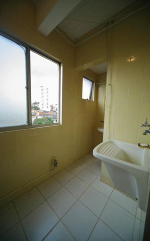 Apartamento à venda com 99m², 2 quartos e 1 vagaÁrea de Serviço