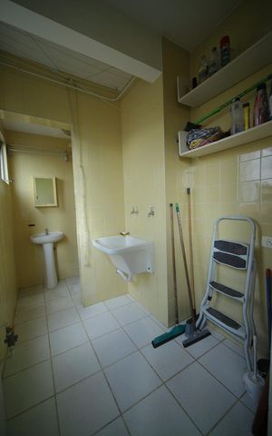 Apartamento à venda com 99m², 2 quartos e 1 vagaÁrea de Serviço