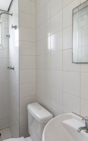 Apartamento à venda com 147m², 3 quartos e 3 vagas Apartamento à venda com 147m², 3 quartos e 3 vagasBanheiro de Serviço