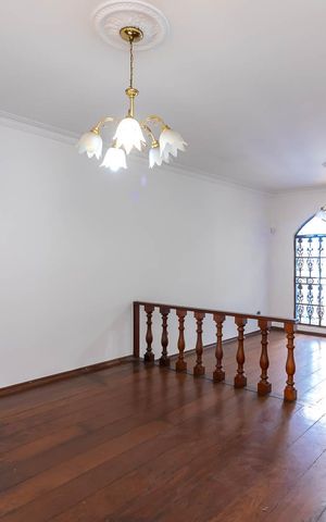 Casa para alugar com 590m², 5 quartos e 8 vagas Casa para alugar com 590m², 5 quartos e 8 vagasSala de Jantar