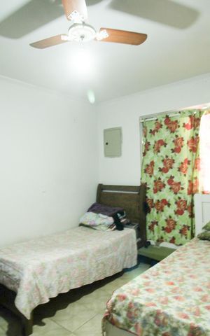 Casa à venda com 205m², 5 quartos e 3 vagas