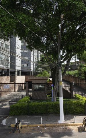 Casa à venda com 205m², 5 quartos e 3 vagas