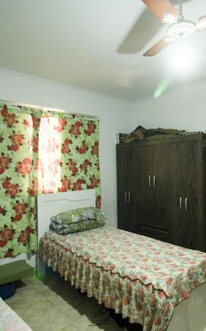 Casa à venda com 205m², 5 quartos e 3 vagas
