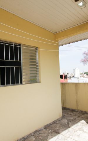 Casa à venda com 205m², 5 quartos e 3 vagas