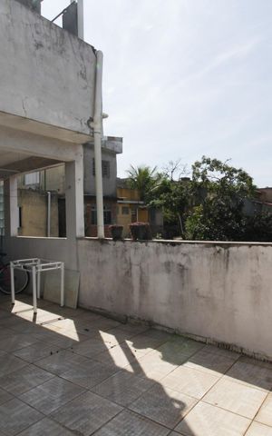 Casa à venda com 205m², 5 quartos e 3 vagas