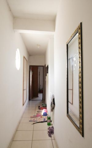 Casa à venda com 205m², 5 quartos e 3 vagas