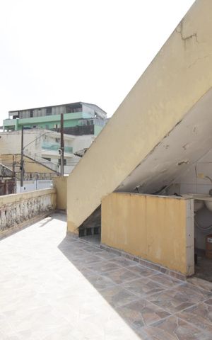 Casa à venda com 205m², 5 quartos e 3 vagas
