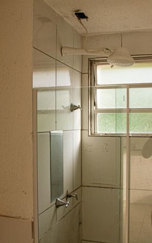 Apartamento para alugar com 50m², 2 quartos e 1 vaga Apartamento para alugar com 50m², 2 quartos e 1 vagaBanheiro social
