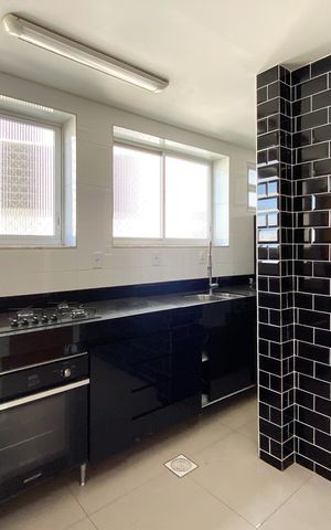 Apartamento à venda com 122m², 4 quartos e 1 vaga Apartamento à venda com 122m², 4 quartos e 1 vagaCozinha