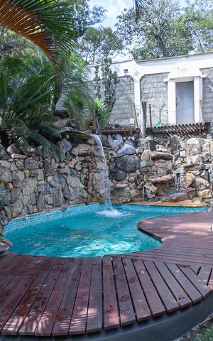 Casa à venda com 346m², 3 quartos e 6 vagas