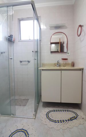 Apartamento à venda com 60m², 2 quartos e 1 vagaBanheiro Social