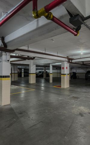 Apartamento para alugar com 77m², 2 quartos e 1 vaga Apartamento para alugar com 77m², 2 quartos e 1 vagaGaragem