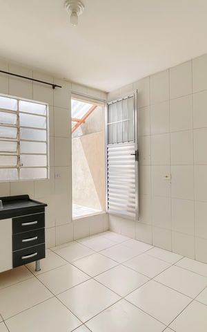 Casa para alugar com 106m², 2 quartos e 1 vaga Casa para alugar com 106m², 2 quartos e 1 vagaCozinha