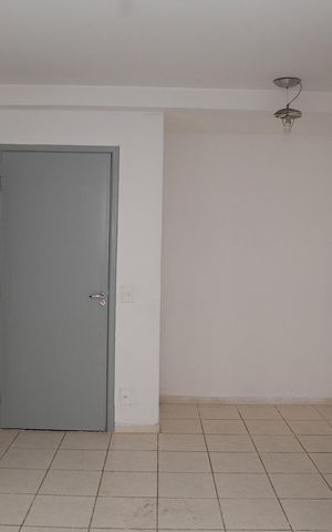 Apartamento para alugar com 65m², 2 quartos e 1 vaga Apartamento para alugar com 65m², 2 quartos e 1 vagaSala