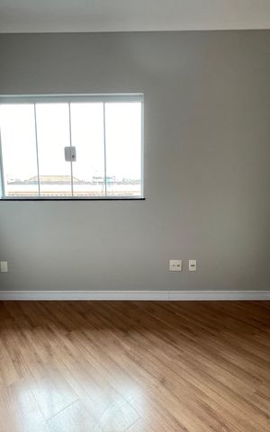 Casa à venda com 240m², 3 quartos e 8 vagas Casa à venda com 240m², 3 quartos e 8 vagasQuarto 2