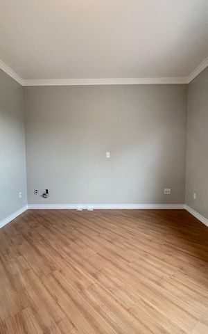 Casa à venda com 240m², 3 quartos e 8 vagas Casa à venda com 240m², 3 quartos e 8 vagasQuarto 1
