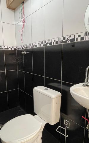 Casa à venda com 240m², 3 quartos e 8 vagas Casa à venda com 240m², 3 quartos e 8 vagasBanheiro 5
