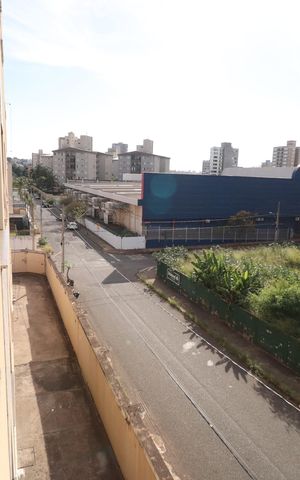 Apartamento para alugar com 63m², 3 quartos e 1 vagaPlaquinha