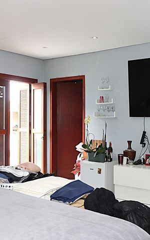 Casa à venda com 152m², 5 quartos e 5 vagasSuíte