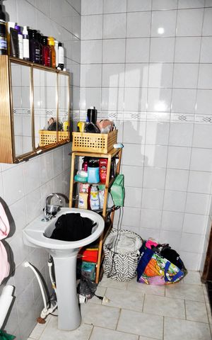 Casa para alugar com 120m², 3 quartos e 6 vagas Casa para alugar com 120m², 3 quartos e 6 vagasDetalhe - Suíte