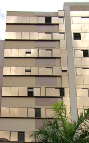 Apartamento para alugar com 70m², 2 quartos e 2 vagasFachada