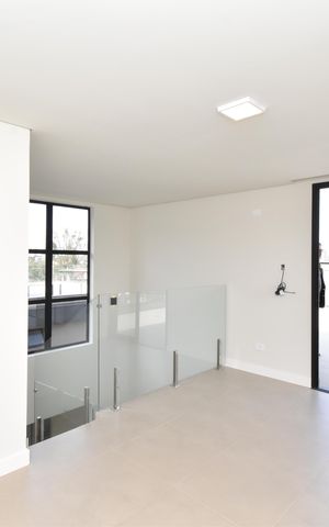 Casa de condomínio à venda com 268m², 3 quartos e 4 vagasÁtico