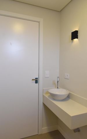Casa de condomínio à venda com 268m², 3 quartos e 4 vagasLavabo do Ático