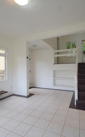 Casa para alugar com 950m², 3 quartos e 2 vagasSala