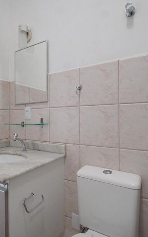 Casa para alugar com 950m², 3 quartos e 2 vagasBanheiro