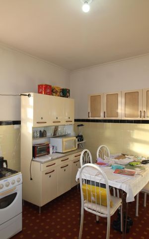 Apartamento à venda com 111m², 2 quartos e 1 vagaCozinha
