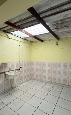 Casa à venda com 208m², 2 quartos e 2 vagasÁrea de Serviço