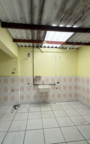 Casa à venda com 208m², 2 quartos e 2 vagasÁrea de Serviço
