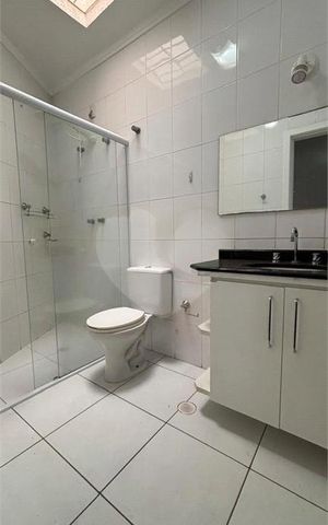 Casa à venda com 123m², 2 quartos e 2 vagas
