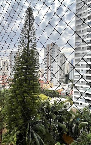 Apartamento à venda com 145m², 3 quartos e 4 vagas Apartamento à venda com 145m², 3 quartos e 4 vagasVista da Suíte 1