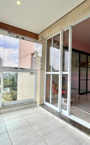 Apartamento à venda com 145m², 3 quartos e 4 vagas Apartamento à venda com 145m², 3 quartos e 4 vagasVaranda
