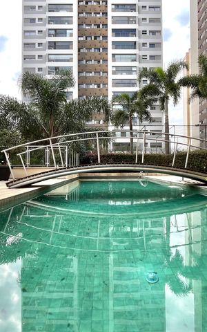 Apartamento à venda com 145m², 3 quartos e 4 vagas Apartamento à venda com 145m², 3 quartos e 4 vagasÁrea comum - Piscina