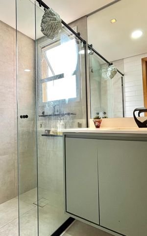 Apartamento à venda com 145m², 3 quartos e 4 vagas Apartamento à venda com 145m², 3 quartos e 4 vagasBanheiro da Suíte 1