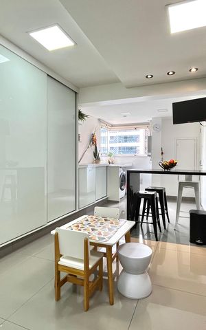 Apartamento à venda com 145m², 3 quartos e 4 vagas Apartamento à venda com 145m², 3 quartos e 4 vagasCozinha
