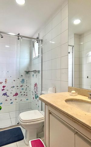 Apartamento à venda com 145m², 3 quartos e 4 vagas Apartamento à venda com 145m², 3 quartos e 4 vagasBanheiro da Suíte 3