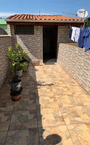 Casa à venda com 180m², 3 quartos e 2 vagas