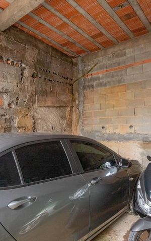 Casa à venda com 149m², 5 quartos e 1 vaga Casa à venda com 149m², 5 quartos e 1 vagaGaragem