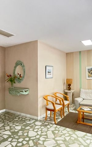 Apartamento à venda com 150m², 3 quartos e 1 vaga Apartamento à venda com 150m², 3 quartos e 1 vagaPortaria