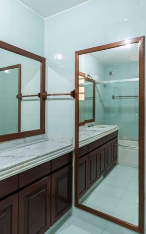 Apartamento à venda com 150m², 3 quartos e 1 vagaBanheiro 1