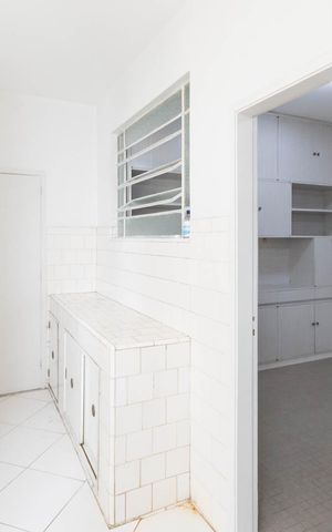 Apartamento à venda com 150m², 3 quartos e 1 vagaÁrea de Serviço