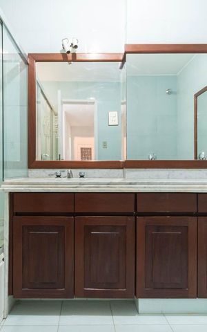 Apartamento à venda com 150m², 3 quartos e 1 vagaBanheiro 1