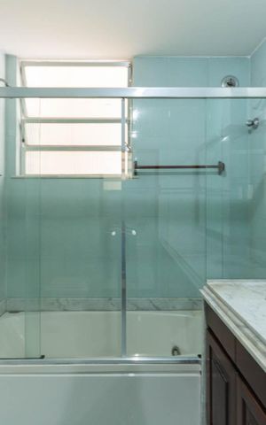 Apartamento à venda com 150m², 3 quartos e 1 vagaBanheiro 1