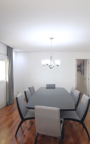 Apartamento para alugar com 160m², 3 quartos e 2 vagasSala