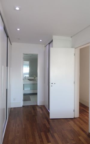 Apartamento para alugar com 160m², 3 quartos e 2 vagasSuíte 1