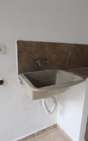 Casa para alugar com 45m², 1 quarto e 3 vagasVaranda e Lavanderia