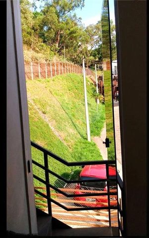 Casa à venda com 80m², 3 quartos e 2 vagas